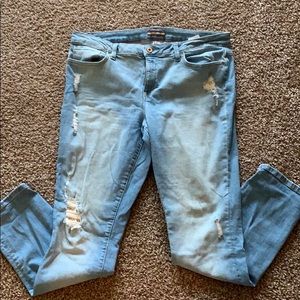 TH Embellished jeans